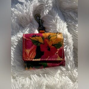 Patricia Nash Spring Floral Apple AirPod Case - New W/O Tags